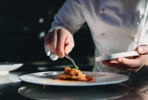 Tren Plating Minimalis Ala Skandinavia Mulai Di Adopsi Kafe