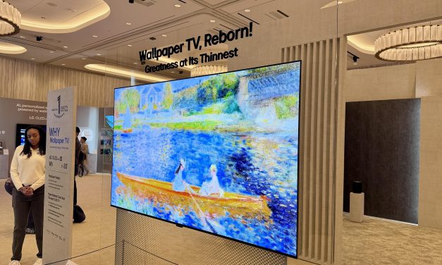 LG W6 Wallpaper TV: Layar OLED Super Tipis Seperti Poster Viral