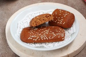 Roti Gambang Semarang: Cita Rasa Kayu Manis Yang Mendunia