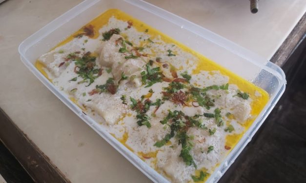 Kue Ipau Khas Banjarmasin: Daging Cincang Dengan Kuah Santan