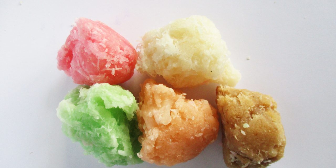 Kue Geplak Betawi: Jajanan Manis Kelapa Parut Yang Langka