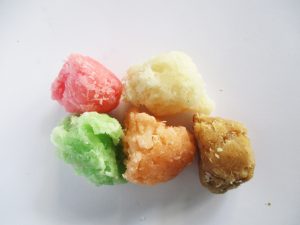 Kue Geplak Betawi: Jajanan Manis Kelapa Parut Yang Langka