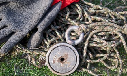 Tren Magnet Fishing Marak Di Sungai London, Apa Yang Dicari?