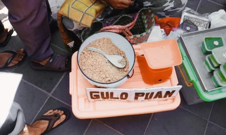 Gula Puan Palembang: Keju Tradisional Dari Susu Kerbau Rawa