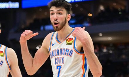 Chet Holmgren Cetak Double-Double, Bungkam Trail Blazers