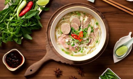 Pho Bo Hanoi: Mie Beras Vietnam Kaldu Sapi Beraroma Rempah