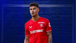 Mees Hilgers Tampil Solid 90 Menit, FC Twente Lolos Kualifikasi