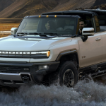 Fitur CrabWalk GMC Hummer EV Terima Pembaruan Software