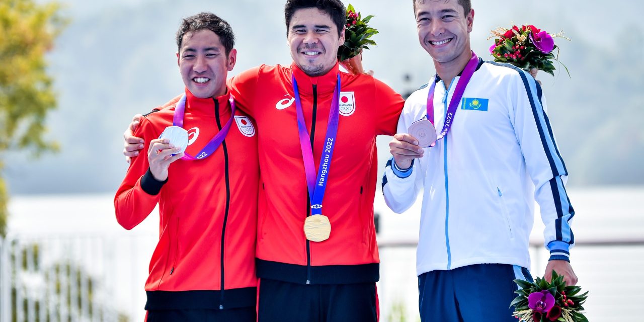 Kenji Nener Persembahkan Kemenangan Di Triatlon Putra