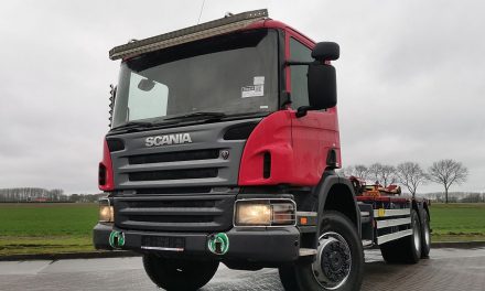 Scania P360-B 6×4 Euro 5 Tebar Fitur Driver Support Irit Bensin