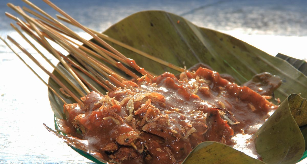 Menikmati Sate Padang Panjang Khas Minang Yang Gurih